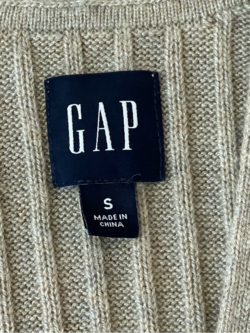 GAP Wool-Mix Ribbed Cardigan Sweater - Picture 4 of 7